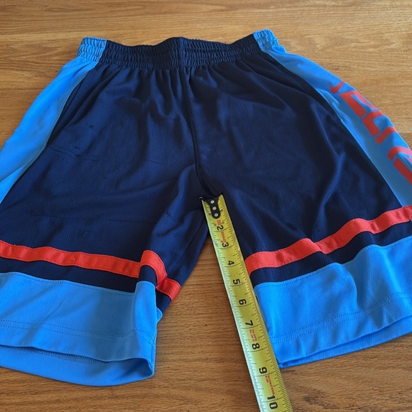 Nike Elite Boys Basketball shorts - Picture 6 of 6